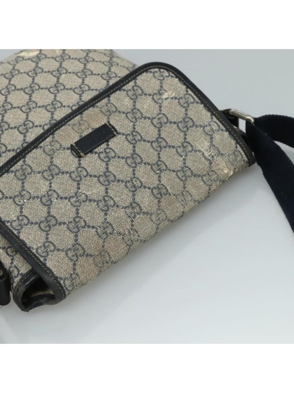 Authentic GUCCI GG Supreme Shoulder Bag PVC Navy 223666 - Picture 13 of 16